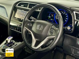 2015 Honda Shuttle - Thumbnail