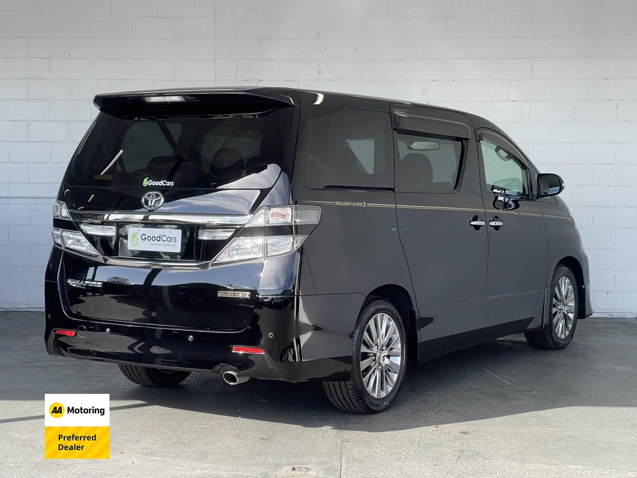 2013 Toyota Vellfire