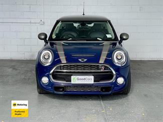 2017 Mini Cooper - Thumbnail