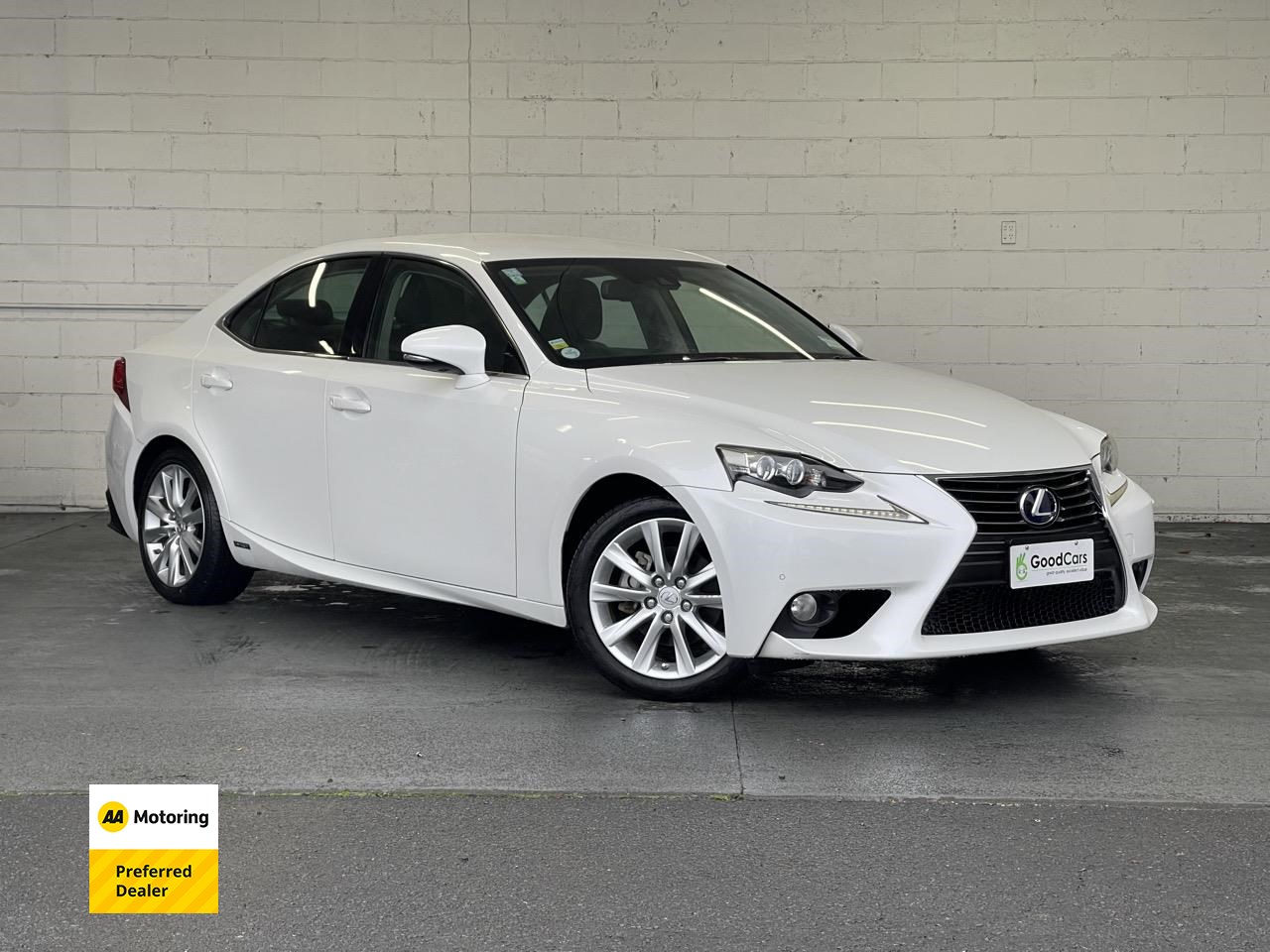 2013 Lexus IS 300h