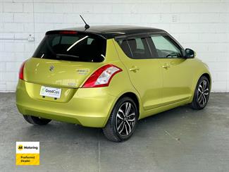 2015 Suzuki Swift - Thumbnail