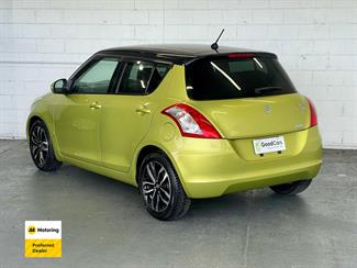 2015 Suzuki Swift - Thumbnail