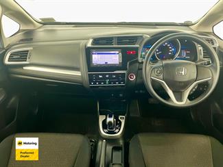 2015 Honda FIT - Thumbnail