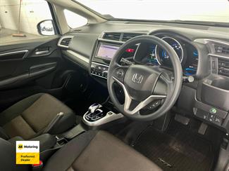 2015 Honda FIT - Thumbnail