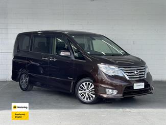 2015 Nissan Serena - Thumbnail