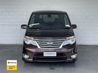 2015 Nissan Serena - Thumbnail