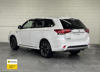 2017 Mitsubishi OUTLANDER - Thumbnail