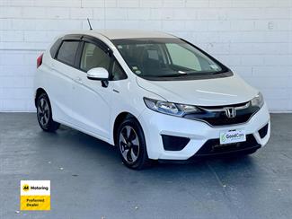 2015 Honda FIT - Thumbnail