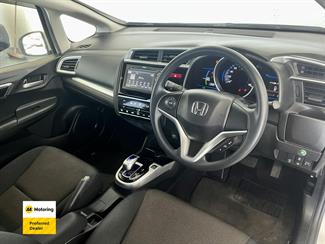 2015 Honda FIT - Thumbnail