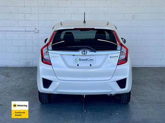 2015 Honda FIT - Thumbnail