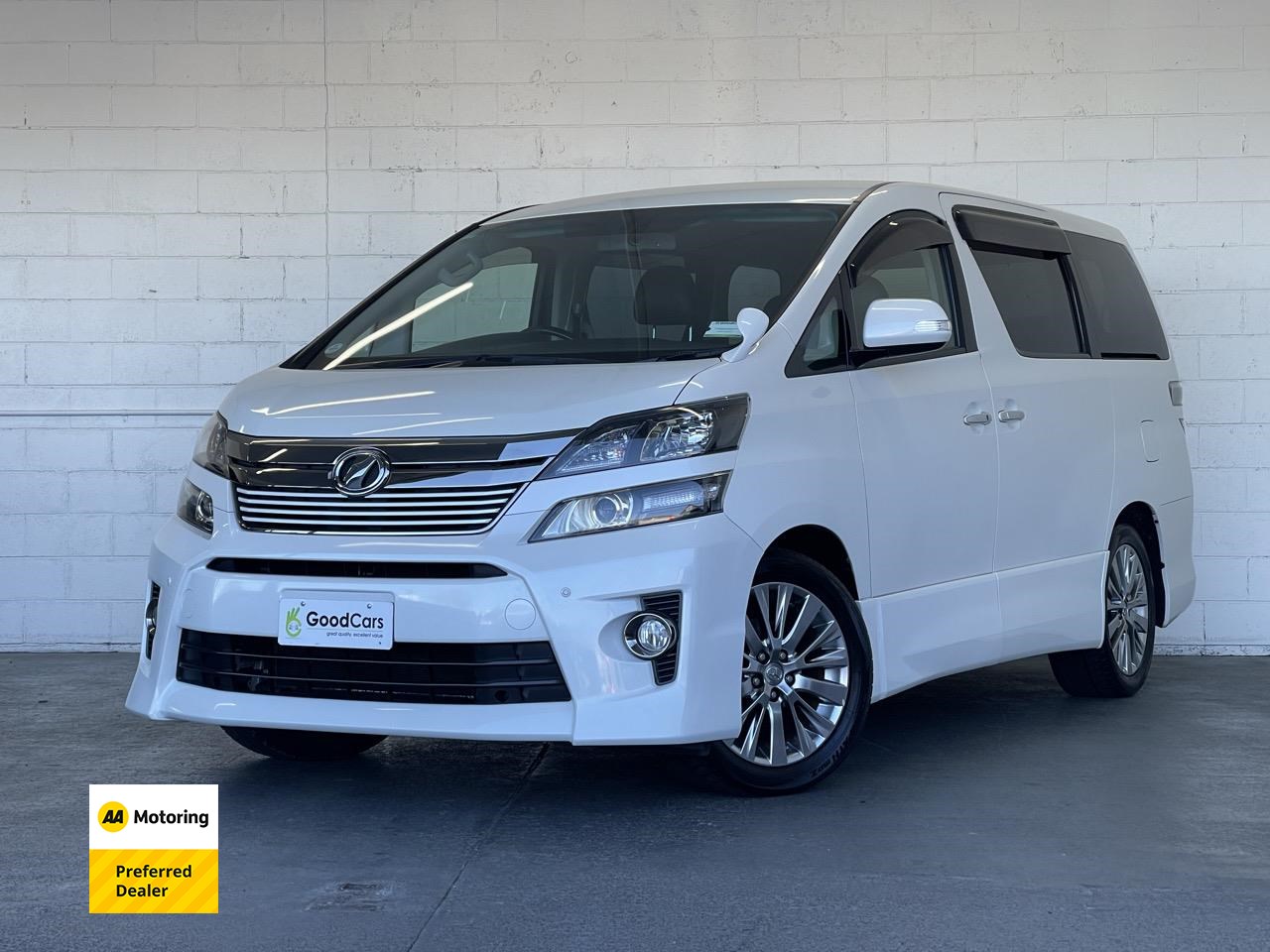 2014 Toyota Vellfire