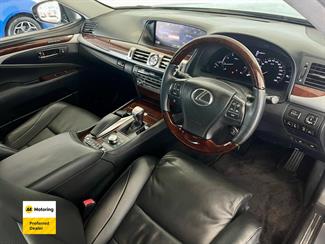 2015 Lexus LS 460 - Thumbnail