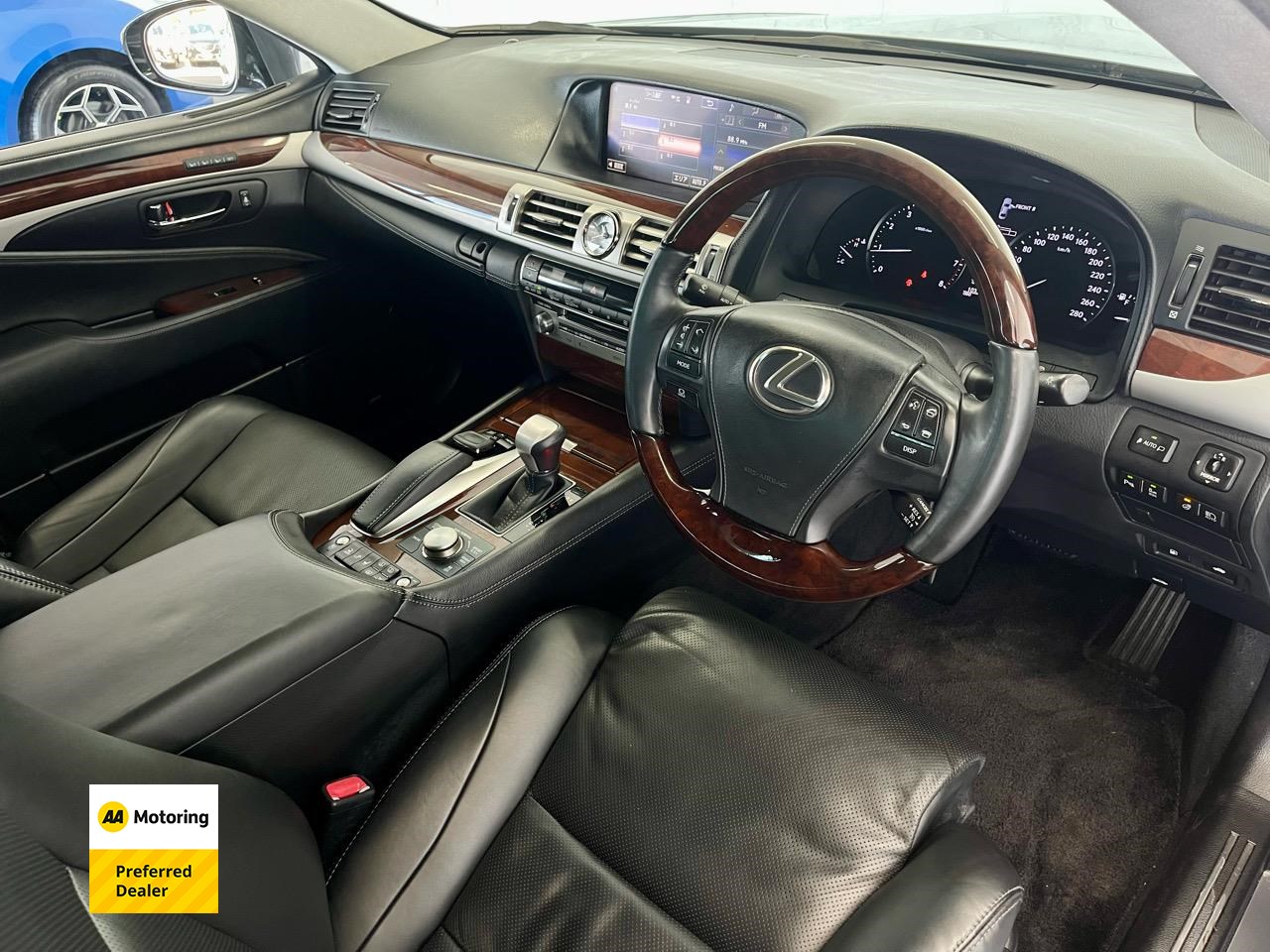 2015 Lexus LS 460