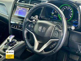 2015 Honda Shuttle - Thumbnail