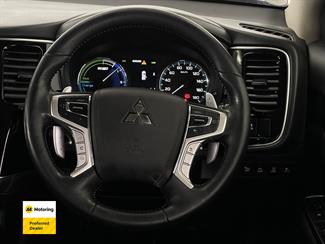 2018 Mitsubishi OUTLANDER - Thumbnail