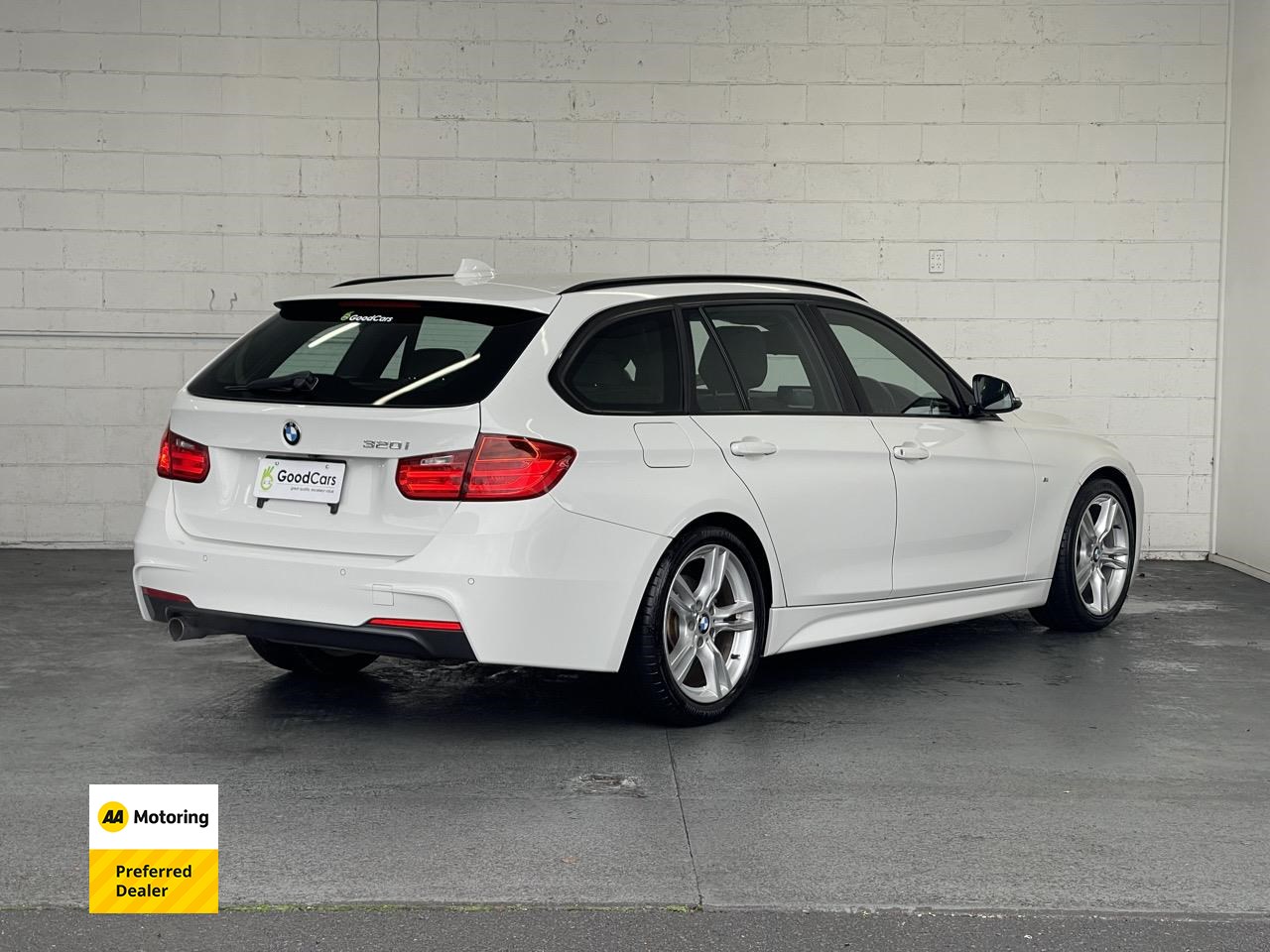 2015 BMW 320i