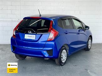 2014 Honda FIT - Thumbnail