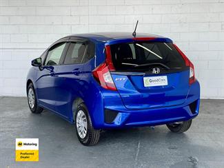 2014 Honda FIT - Thumbnail