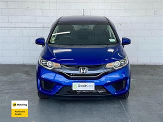 2014 Honda FIT - Thumbnail