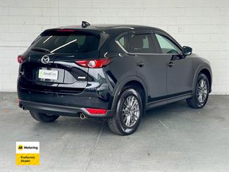 2017 Mazda CX-5 - Thumbnail