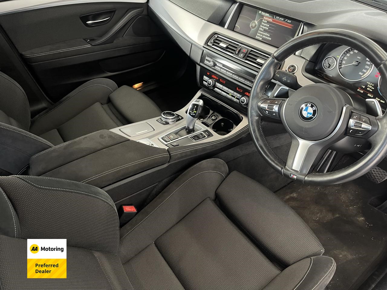 2015 BMW 523i