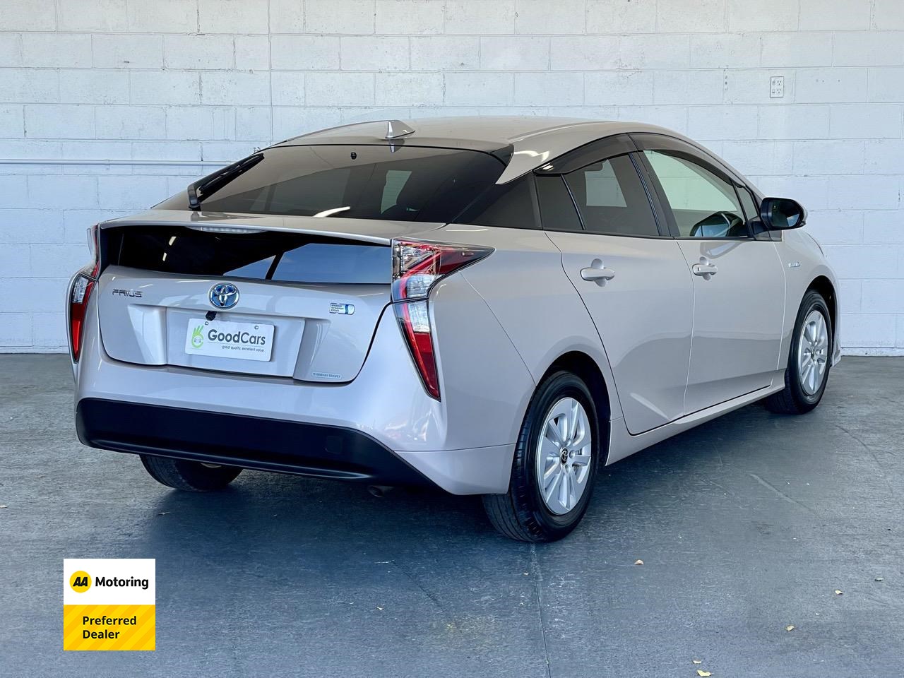 2018 Toyota PRIUS