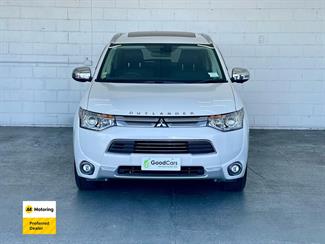 2015 Mitsubishi OUTLANDER - Thumbnail